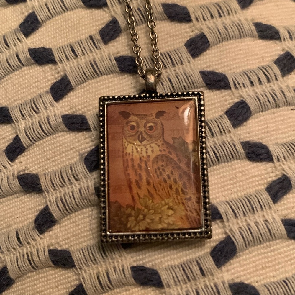 Canadian Design Lavishy 2-sided Pendant